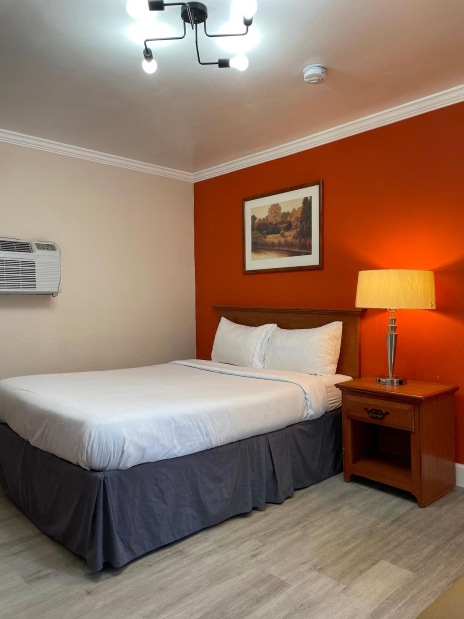 Howard Johnson By Wyndham Ridgecrest, Ca Exterior foto